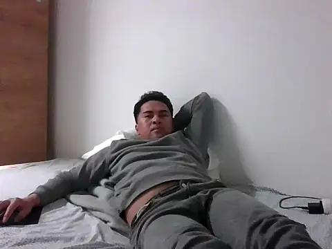 sweetpinoy2027 online show from 02-01-26, 05:22