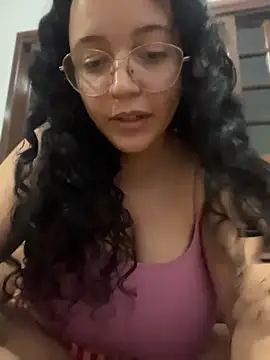 Snapshot of mayhoneyhot chatting on 04-23-26, 12:28 mayhoneyhot online show from 04-23-26, 12:28