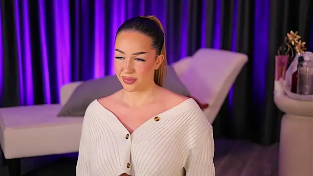 SelenneDream online show from 01-10-26, 07:20