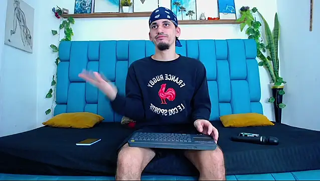 Snapshot of boy_Dirty_X chatting on 01-11-26, 05:47 boy Dirty X online show from 01-11-26, 05:47