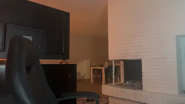 Melina Diamond online show from 01-10-26, 03:35