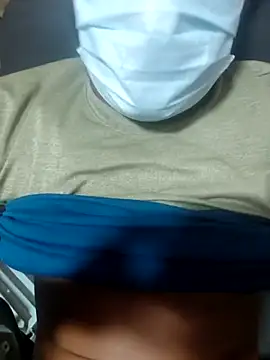 Snapshot of _alexzz1155_ chatting on 01-15-26, 04:38 alexzz1155 online show from 01-15-26, 04:38