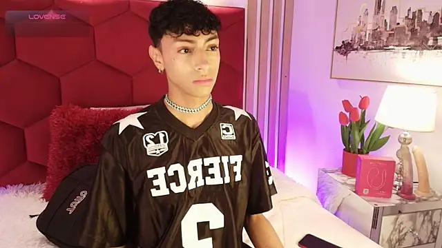 Owen JP online show from 04-11-26, 03:03