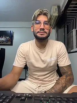 thedragonboyxxx online show from 03-25-26, 03:17