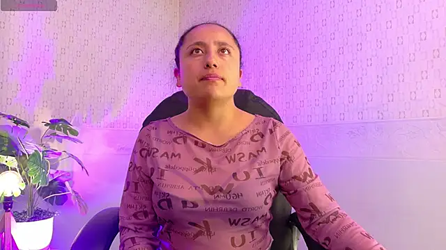 Ithan Skin online show from 02-28-26, 11:32