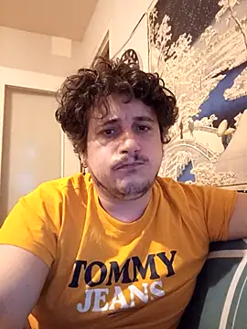 damslebambou1 online show from 03-01-26, 05:57