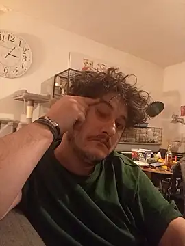 damslebambou1 online show from 01-12-26, 02:07