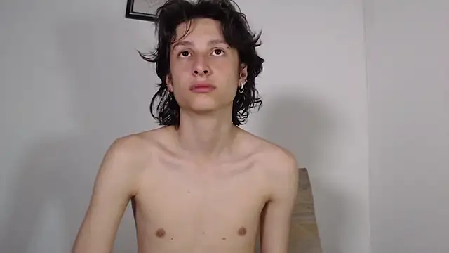 cirosky elchicopolla online show from 04-12-26, 03:54