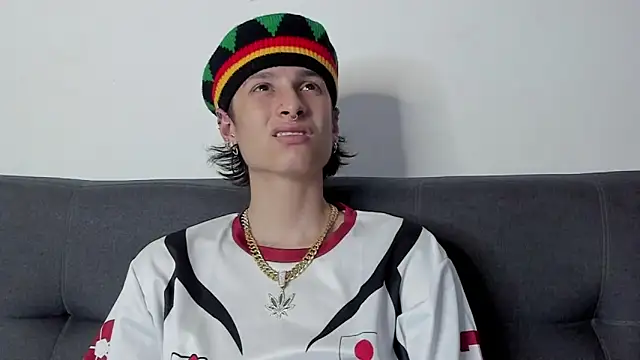 cirosky elchicopolla online show from 12-18-25, 04:17