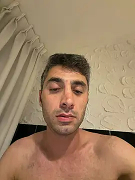 Snapshot of Josedmrx chatting on 05-26-26, 11:03 Josedmrx online show from 05-26-26, 11:03
