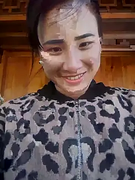 Belinda-686 online show from 12-19-25, 03:21