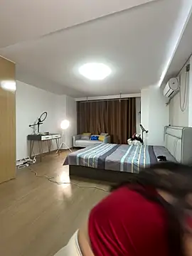 ccyun666 online show from 04-10-26, 11:17