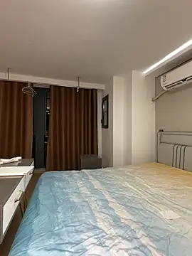 ccyun666 online show from 02-13-26, 03:56