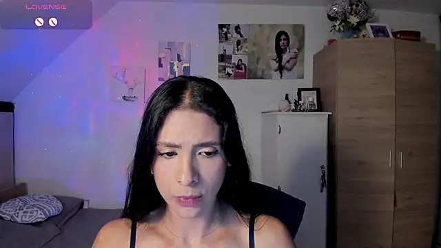 Snapshot of VEROSlen- chatting on 05-25-26, 12:54 VEROSlen- online show from 05-25-26, 12:54