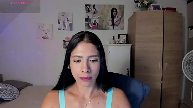 Snapshot of VEROSlen- chatting on 05-14-26, 12:40 VEROSlen- online show from 05-14-26, 12:40