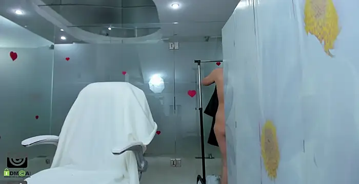 Snapshot of missdominna chatting on 02-24-26, 04:02 missdominna online show from 02-24-26, 04:02