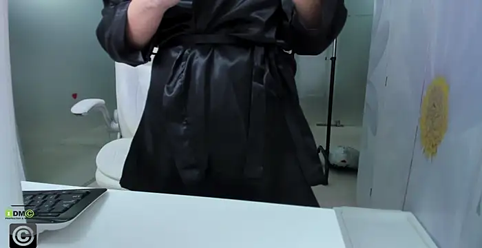 Snapshot of missdominna chatting on 02-25-26, 04:01 missdominna online show from 02-25-26, 04:01