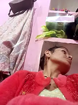 Snapshot of Uma_pande chatting on 02-03-26, 02:44 Uma pande online show from 02-03-26, 02:44