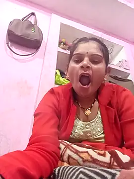 Snapshot of Uma_pande chatting on 02-14-26, 12:33 Uma pande online show from 02-14-26, 12:33