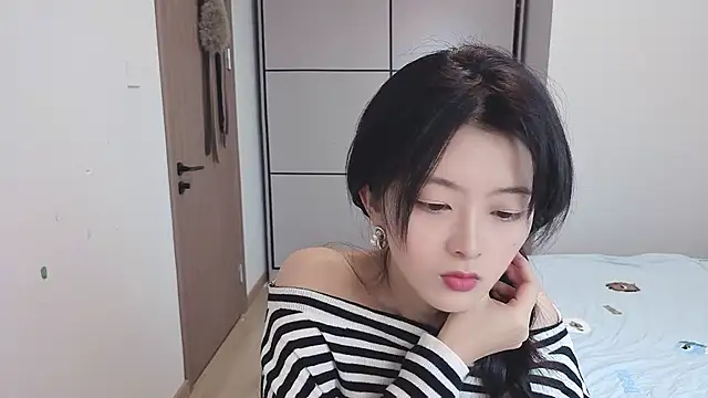 Snapshot of Koikoi___ chatting on 01-10-26, 01:45 Koikoi online show from 01-10-26, 01:45