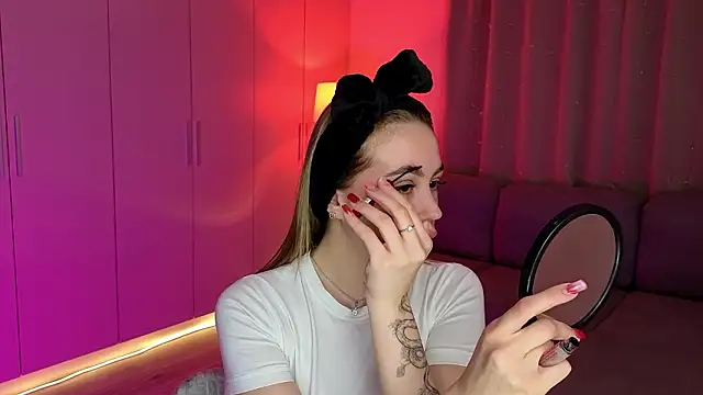 Aurelia Voss online show from 03-11-26, 06:07