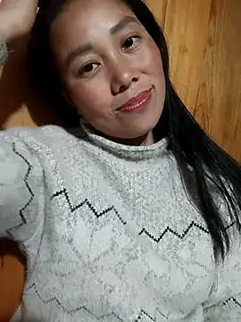 Chloe-ee online show from 12-18-25, 12:53