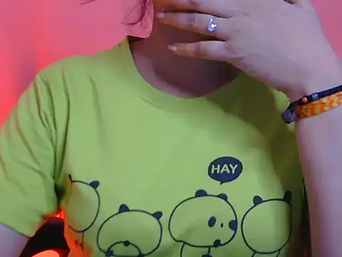 Snapshot of miss_ragni chatting on 05-23-26, 02:21 miss ragni online show from 05-23-26, 02:21
