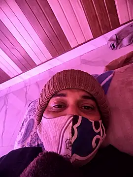 Snapshot of Hot_avantika chatting on 01-08-26, 11:00 Hot avantika online show from 01-08-26, 11:00