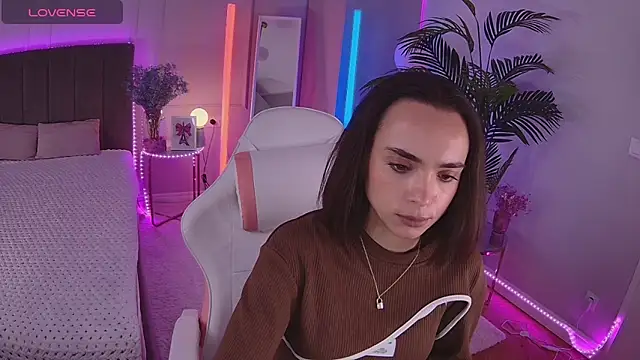 Dayana Foxy online show from 12-19-25, 07:55