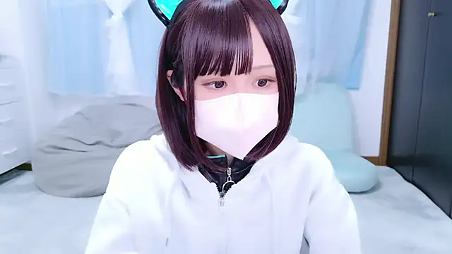 Snapshot of Nazuna_727 chatting on 04-30-26, 10:33 Nazuna 727 online show from 04-30-26, 10:33