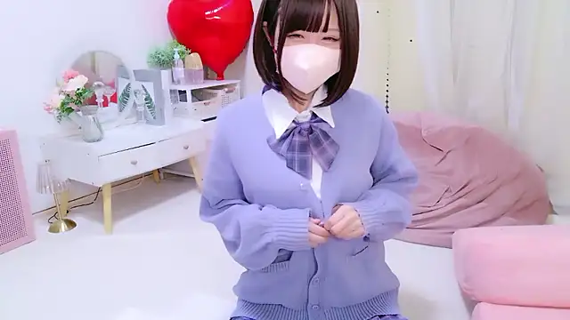 Snapshot of Nazuna_727 chatting on 02-11-26, 04:34 Nazuna 727 online show from 02-11-26, 04:34