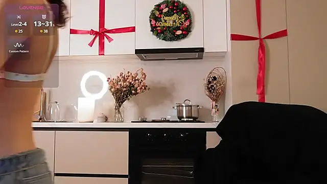 prancing girl online show from 02-11-26, 03:39