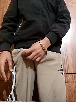 harshv11 online show from 12-21-25, 07:43