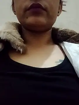 Snapshot of khusi_sexy chatting on 12-20-25, 02:53 khusi sexy online show from 12-20-25, 02:53