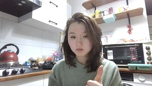 VelmaMaasch online show from 12-16-25, 02:43