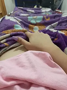 lwkfine online show from 12-18-25, 02:54