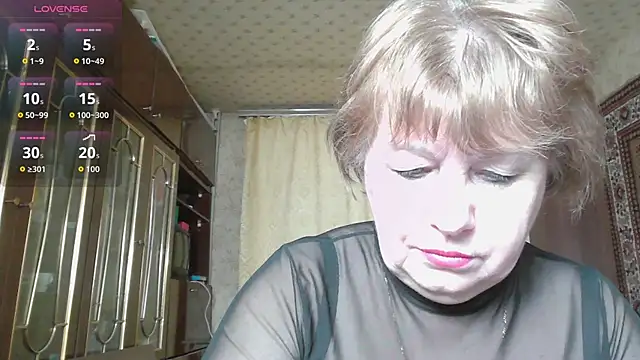 Casey peach online show from 02-14-26, 04:56