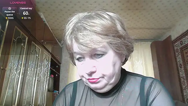 Casey peach online show from 02-18-26, 05:27