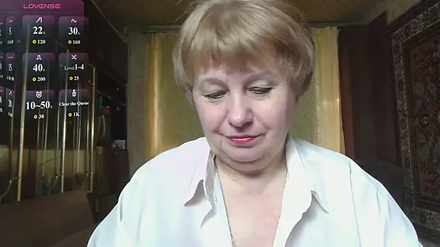 Casey peach online show from 04-26-26, 01:30