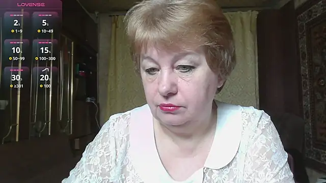 Casey peach online show from 03-26-26, 01:26