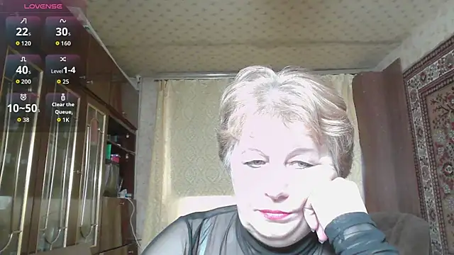 Casey peach online show from 04-01-26, 04:03