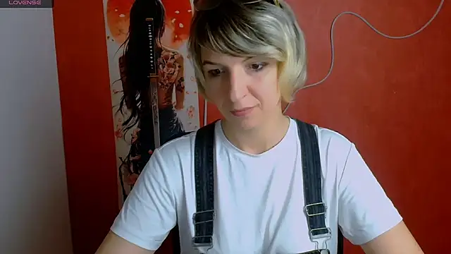 Snapshot of Lana_Foxyy chatting on 05-08-26, 04:00 Lana Foxyy online show from 05-08-26, 04:00