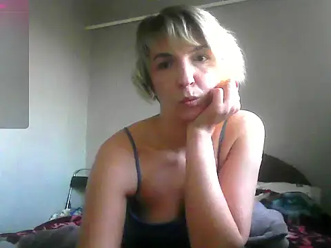 Lana Foxyy online show from 04-05-26, 03:51