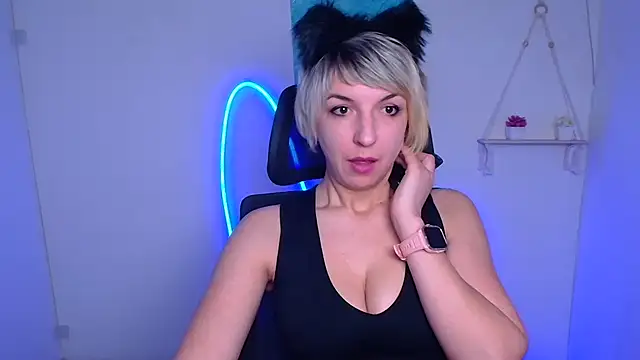 Lana Foxyy online show from 02-07-26, 12:57