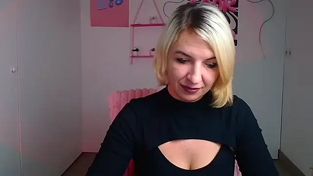 Lana Foxyy online show from 12-21-25, 12:18