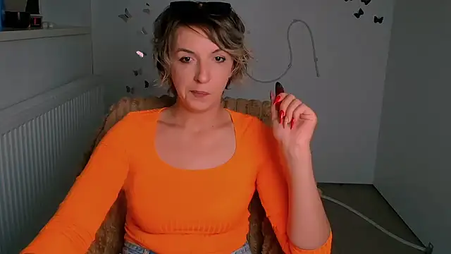 Snapshot of Lana_Foxyy chatting on 06-17-26, 11:53 Lana Foxyy online show from 06-17-26, 11:53