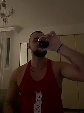 LunaFoxTip online show from 02-12-26, 07:24