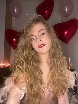 Snapshot of AmilenA chatting on 02-06-26, 10:28 AmilenA online show from 02-06-26, 10:28