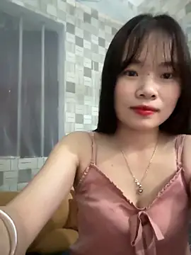 Snapshot of Meohen-122 chatting on 12-18-25, 01:26 Meohen-122 online show from 12-18-25, 01:26