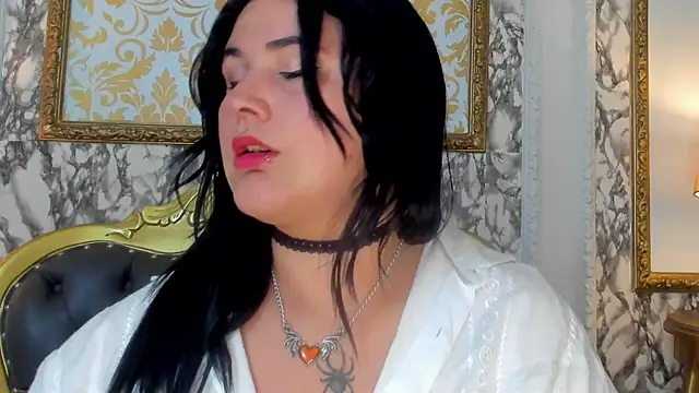 Snapshot of Millie_Devot chatting on 12-20-25, 12:30 Millie Devot online show from 12-20-25, 12:30